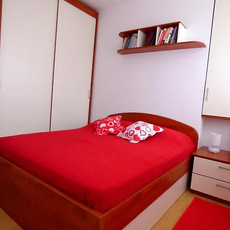 Apartment X *